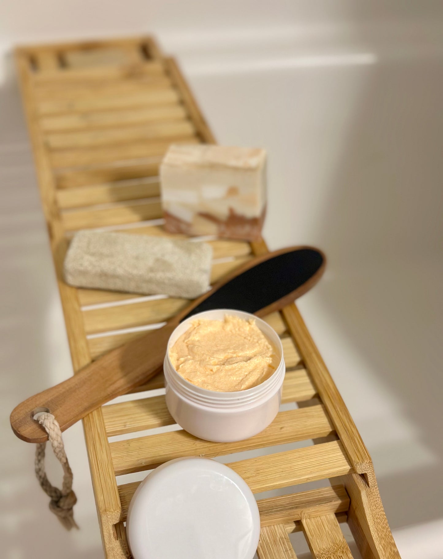 Sugar Scrub - Bali Mango (4 oz)