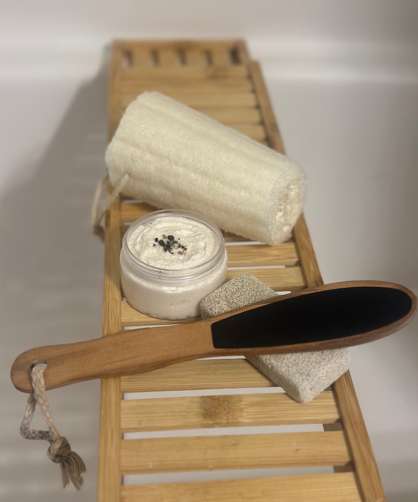 Sugar Scrub - Santal (4 oz)